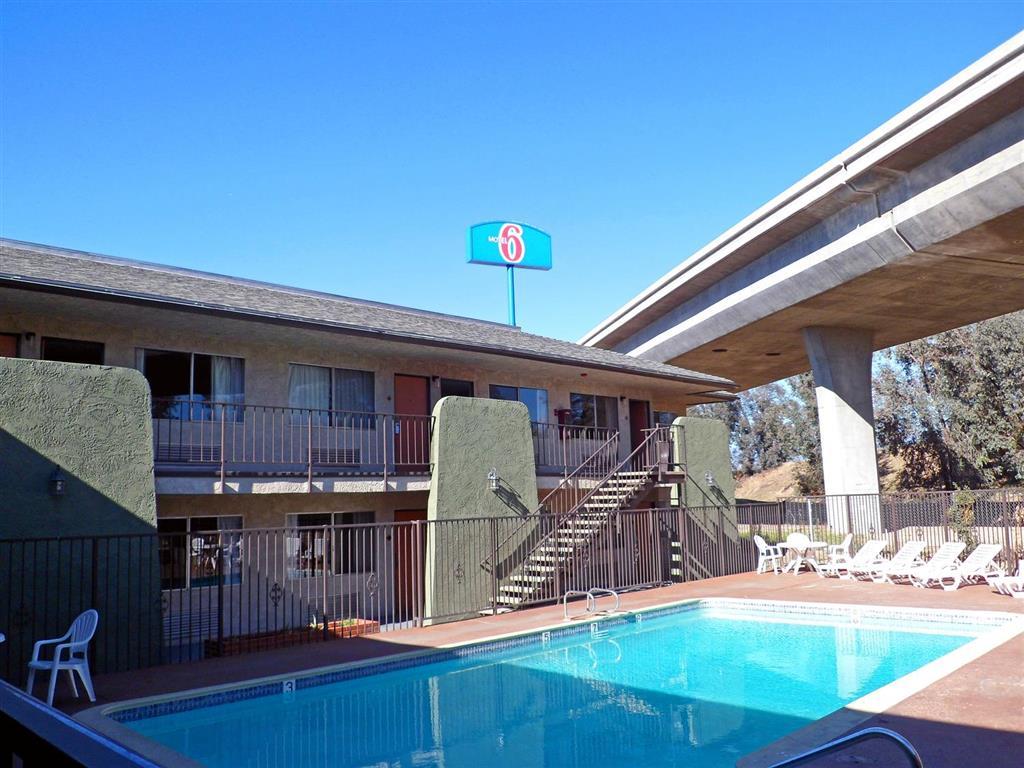 6-redlands, Ca 2* Redlands