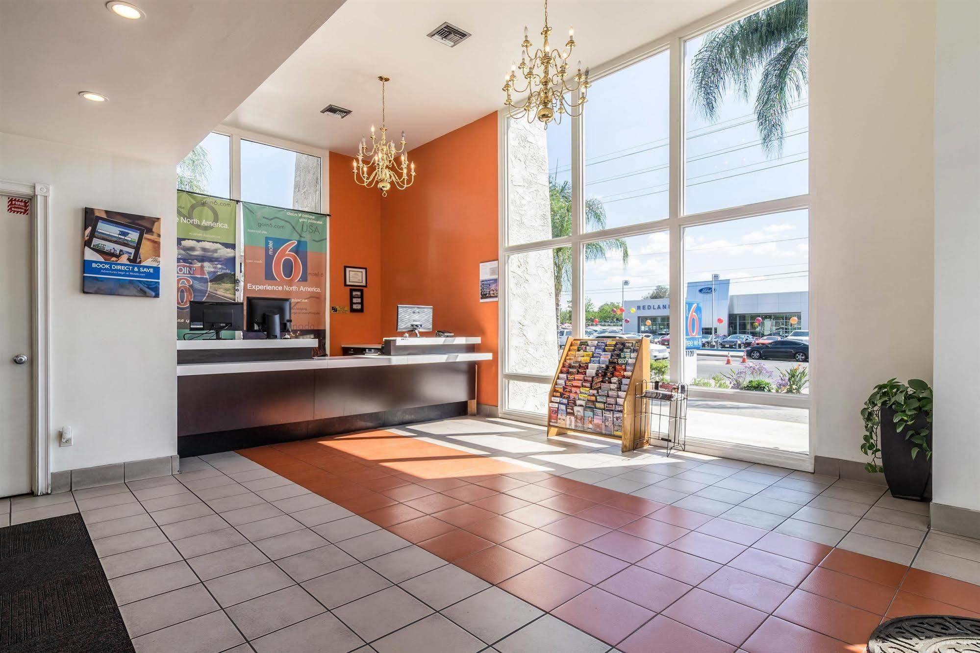 6-redlands, Ca 2*